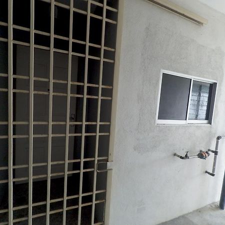 Inpenang Muslim Homestay George Town Eksteriør billede